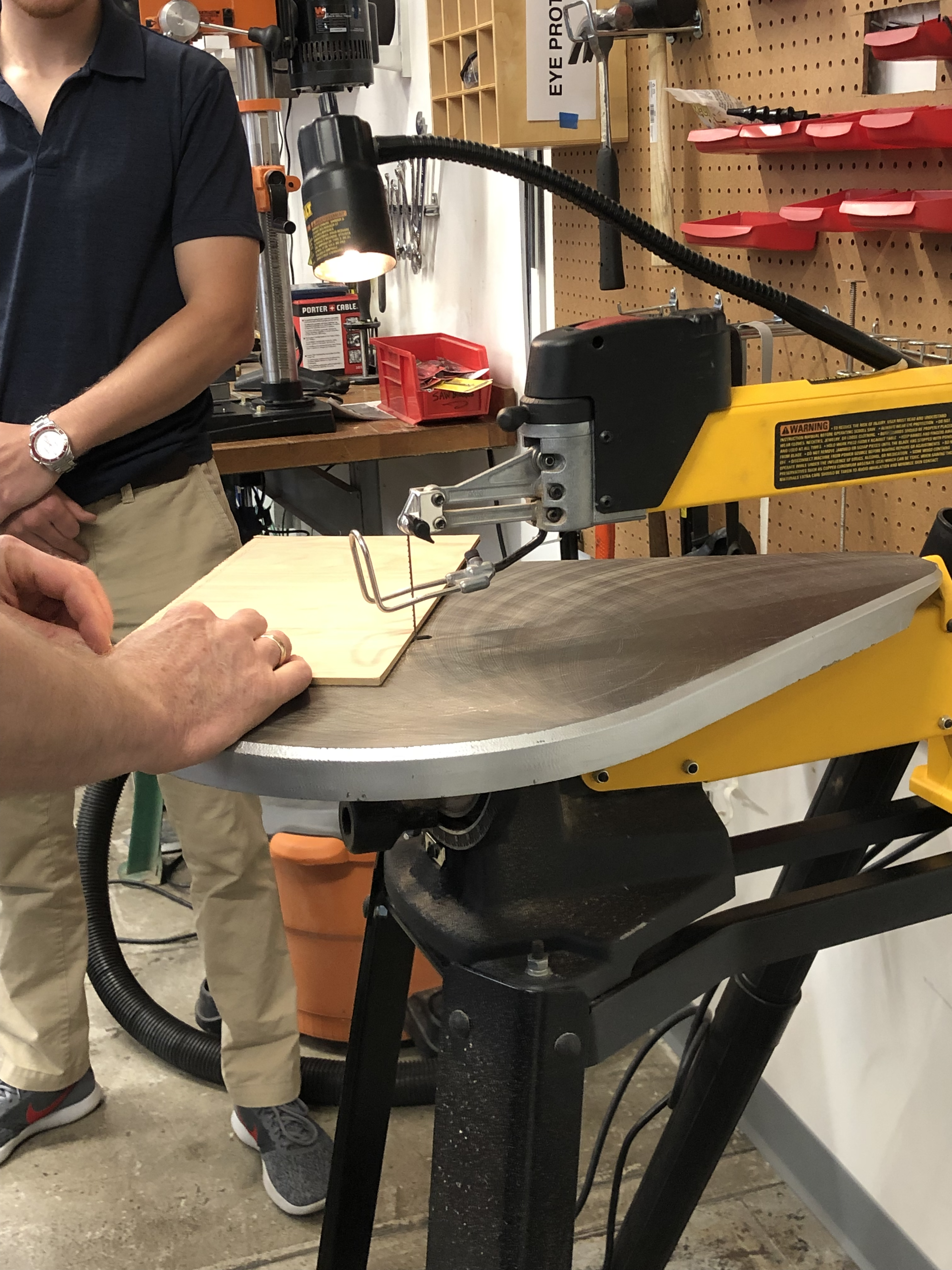 Scroll saw